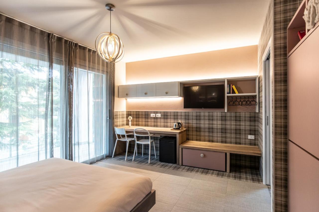 Sei Garda Apartments Peschiera del Garda Zewnętrze zdjęcie